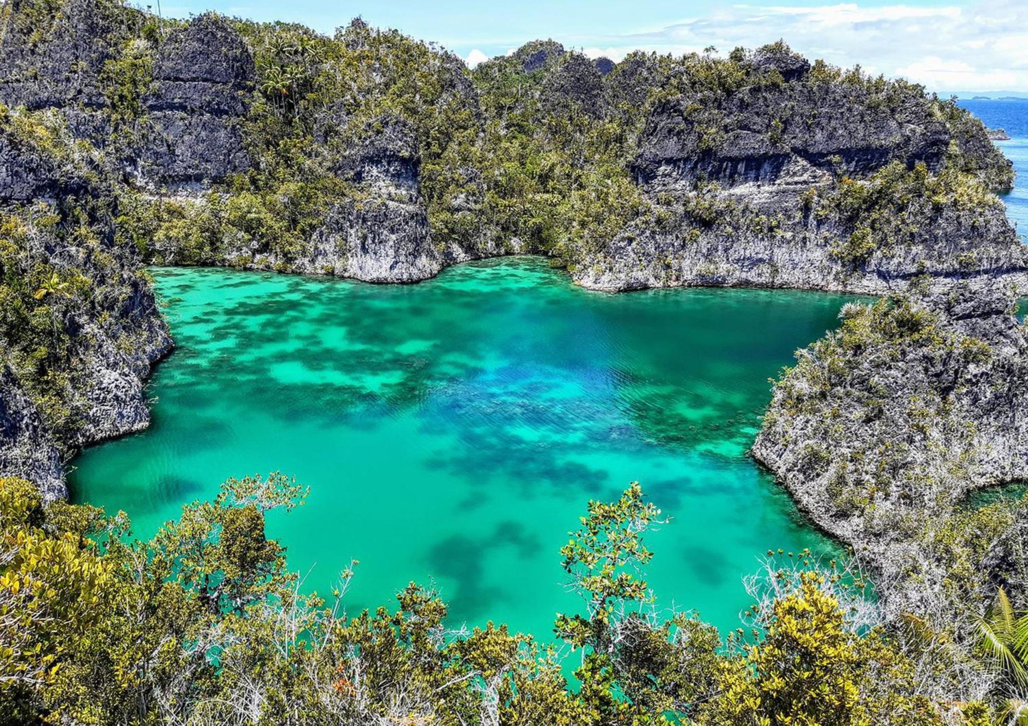Meos Ambower Homestay Raja Ampat Fam Eksteriør bilde